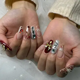 ネイル SHION  のネイルデザイン