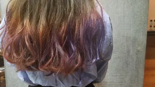 ロング カラー 谷 結奈のヘアスタイル
