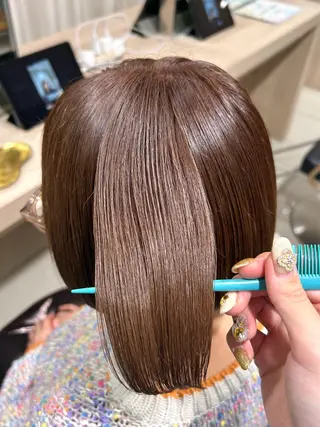 ショート カラー 【🎀推しカラー × 艶髪】小池 雪奈のヘアスタイル