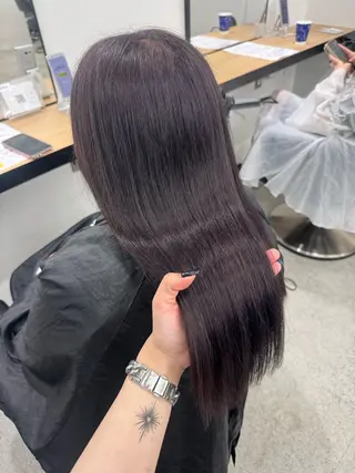 ロング カラー 暗髪🩶ラベンダー/ ブルー/ユウナ🤍のヘアスタイル