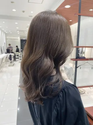 ミディアム カラー BiBi 武田 あやのヘアスタイル