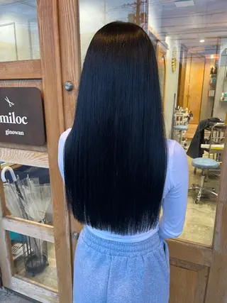 ロング miloc naha ナナカのヘアスタイル