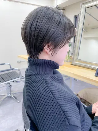 ショート カラー ✨ブリーチなし透明感 池袋 水野のヘアスタイル