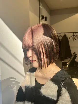ショート カラー ブリーチ毛の縮毛矯正 ハイトーン/岡本智樹のヘアスタイル