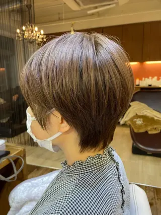 ショート 山木 裕子のヘアスタイル