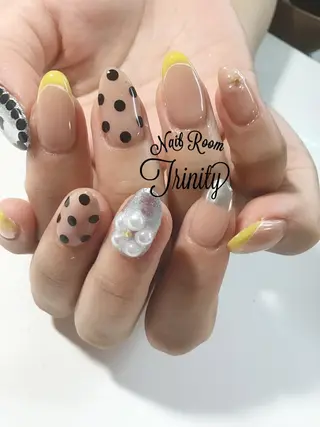 ネイル Trinity staffのネイルデザイン