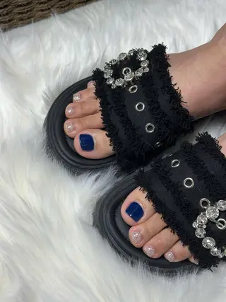 ネイル LISA 🍀.⋆のネイルデザイン