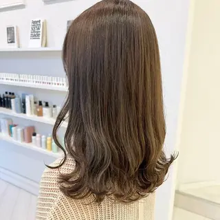 セミロング カラー ParveMix￤ 大賀さつき🍨🤍のヘアスタイル