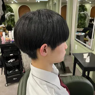 メンズ 本場韓国ヘア🪽 Yenaイェナのヘアスタイル