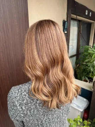 セミロング 堀内 七海のヘアスタイル