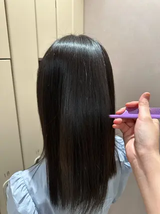 ミディアム Unami/新宿 TSUKIのヘアスタイル