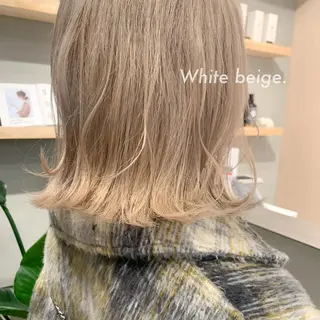 ミディアム カラー RINA🧤 デザインとボブのヘアスタイル