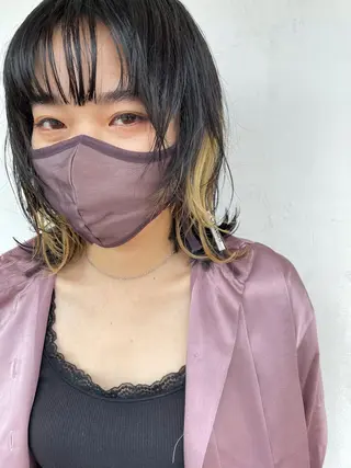 ミディアム カラー 💓パーマ，💗 レイヤーカットのヘアスタイル