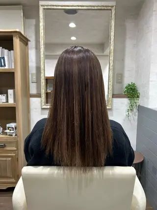 ロング カラー 吉田 萌花のヘアスタイル