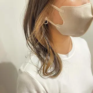 ミディアム カラー UMEDA FIGAROのヘアスタイル