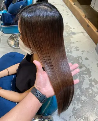 ロング 必ず笑顔で帰っていた だきます！安田祐貴のヘアスタイル