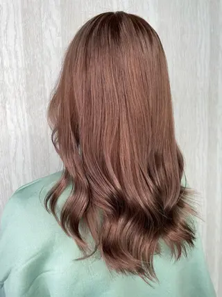 セミロング カラー ヘアアレンジ 🧴カワバタ🧴 /暖色/髪質改善のヘアスタイル