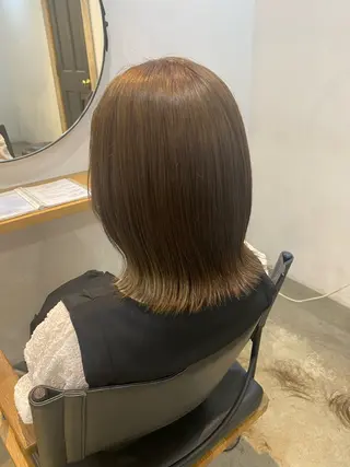 ミディアム カラー 平川 夏海のヘアスタイル