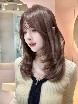 セミロング ブリーチなしW🎀 髪質改善／はのんのヘアスタイル