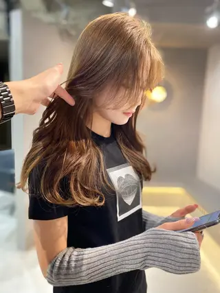 ロング 岐阜1番韓国ヘア/ 星羅/23°のヘアスタイル