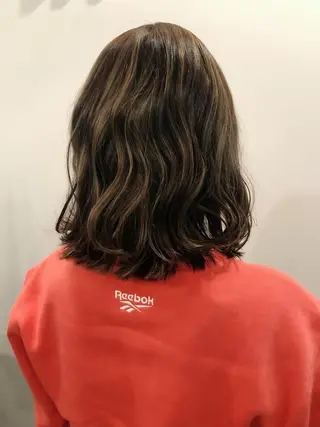 ミディアム KEI （ケイ）のヘアスタイル