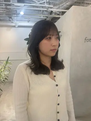セミロング 新宿/顔周りカット +レイヤー＝しずく♩のヘアスタイル