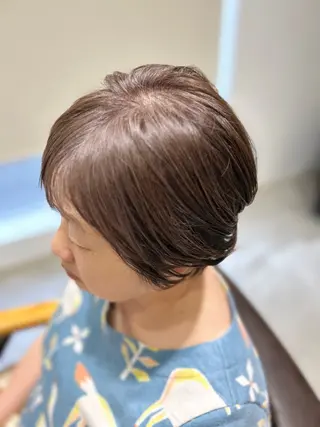 ショート カラー 柴田 久美子のヘアスタイル