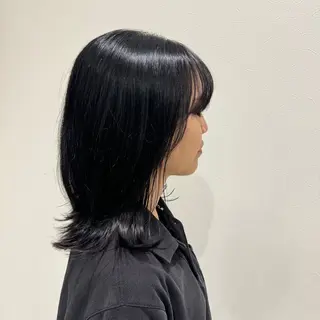 ミディアム カラー Dears 望月のヘアスタイル