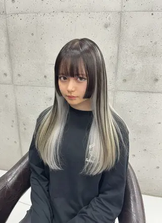 ロング カラー ホワイト系はお任せ /ブリーチ/店長岩崎のヘアスタイル