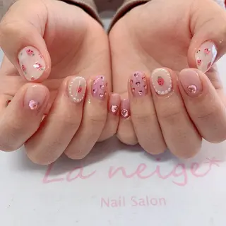 ネイル La neige* yuki 🐩🌙のネイルデザイン