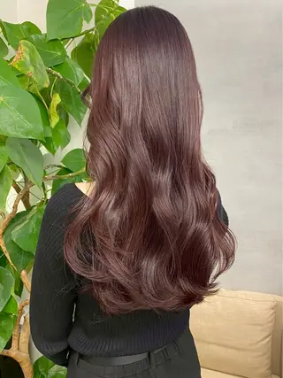 ロング カラー ✨️赤み消しカラー/ ミルクティーベージュのヘアスタイル