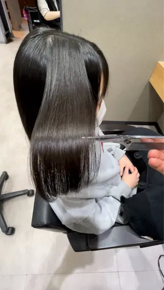 ミディアム 縮毛矯正 RYOのヘアスタイル