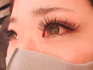 マツエク・マツパ フルーヴコリーヌ所属・フルーヴコリーヌ Rieの眉毛・アイブロウイメージ