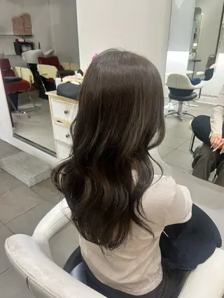 ロング カラー in'dex hair錦糸町店所属・透明感カラー ヨネヤマツムギのヘアスタイル