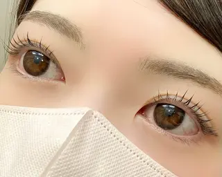 マツエク・マツパ HARP 🌿 JURIの眉毛・アイブロウイメージ