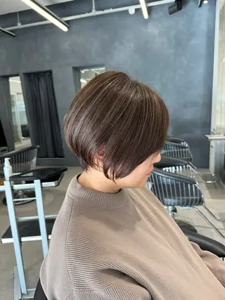 ショート カラー 大人女性の救世主🙌 鶴見/大勝拓真のヘアスタイル