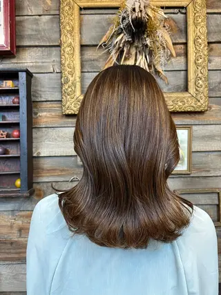 セミロング 川崎 かなでのヘアスタイル