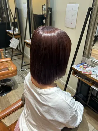 ショート カラー 松尾 遥花のヘアスタイル