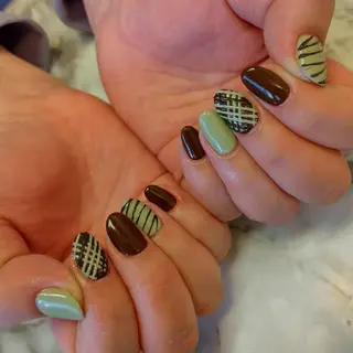 ネイル ジェヌインネイル 河内のネイルデザイン