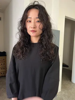 ロング カラー パーマ 金井京介/レイヤー /パーマのヘアスタイル