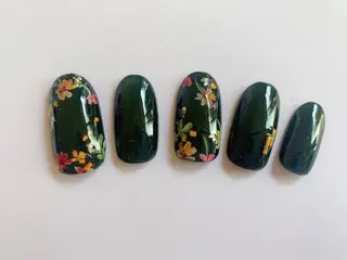ネイル Nail salon Dejavu 🌿のネイルデザイン