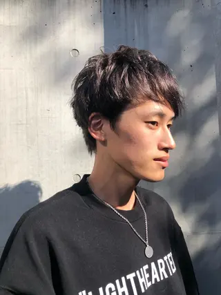 ショート カラー メンズ ミヤギ リュウキのヘアスタイル