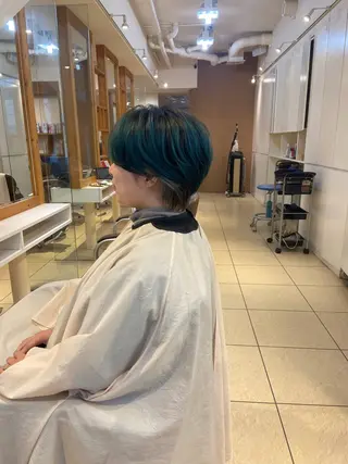 ショート 青山 光のヘアスタイル