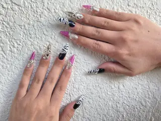 ロング ネイル ✴︎ Delightのネイルデザイン