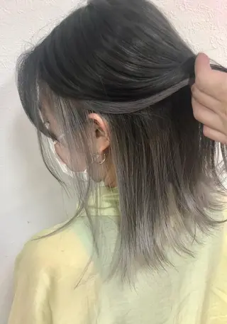 ミディアム カラー ダブルスキルエクステ /羽エクステ白石宇由のヘアスタイル
