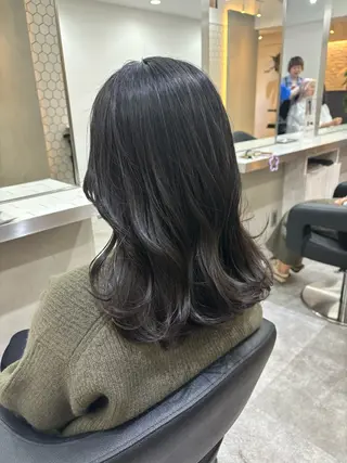 ミディアム Ｖｉｏｔ  銀座 樋口 桃佳のヘアスタイル