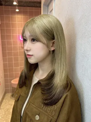 セミロング 新宿/韓国レイヤー/ 髪質改善/ 佐藤のヘアスタイル