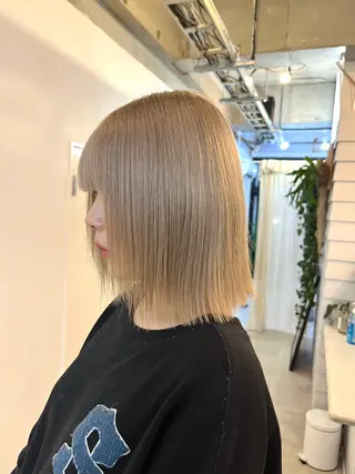 ミディアム カラー ブリーチ有無Wカラー メンズパーマ大成のヘアスタイル