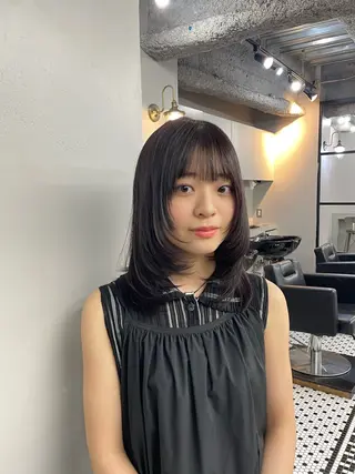 ミディアム カラー 新宿/韓国ヘア/ 髪質改善ストレートのヘアスタイル
