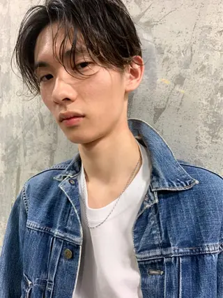 ショート カラー パーマ ヘアアレンジ メンズ 古賀 侑磨のヘアスタイル
